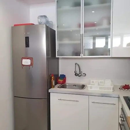 Apartamento Pe N'areia Gamboa T1 *